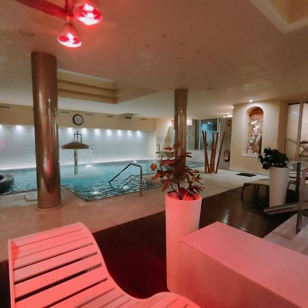 Hotel Arcea Palacio De Las Nieves Langreo Dış mekan fotoğraf